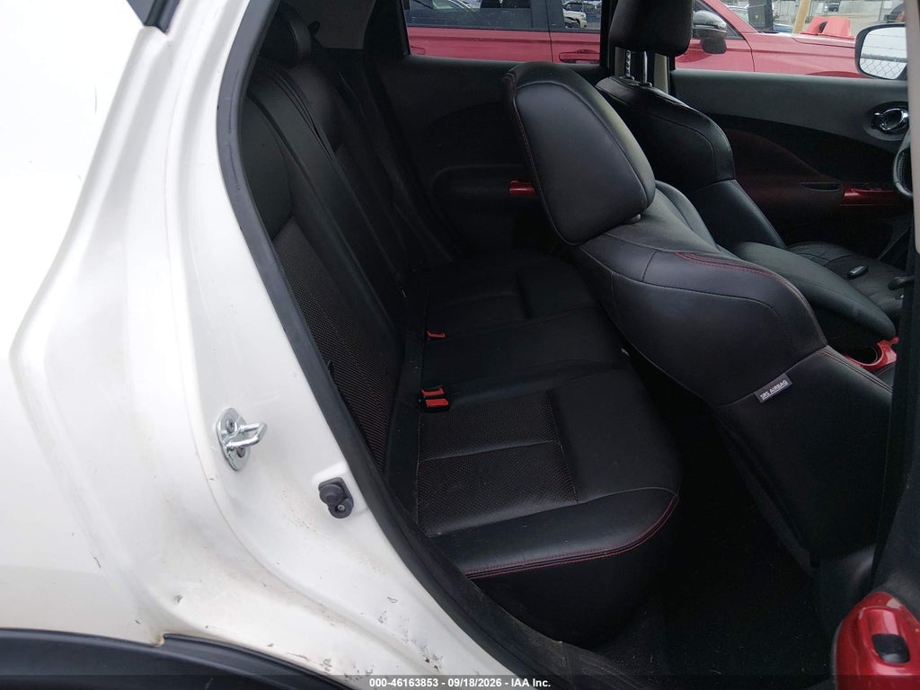 2015 Nissan Juke SL photo 8