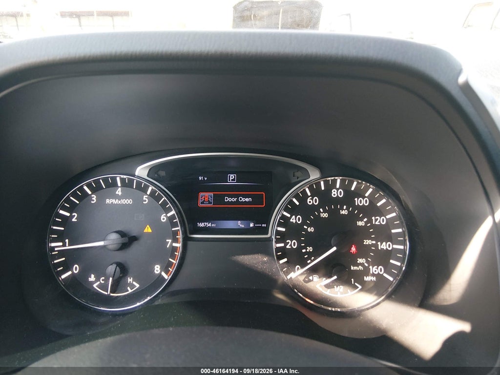 2017 Nissan Pathfinder SL photo 7