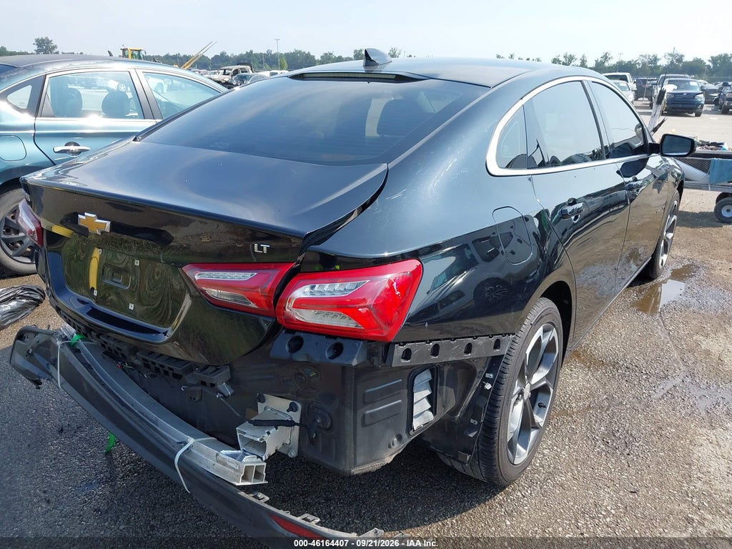 2022 Chevrolet Malibu FWD LT photo 4