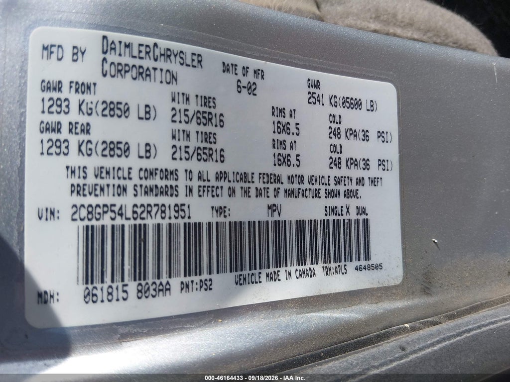 2002 Chrysler Town & Country LXI photo 9
