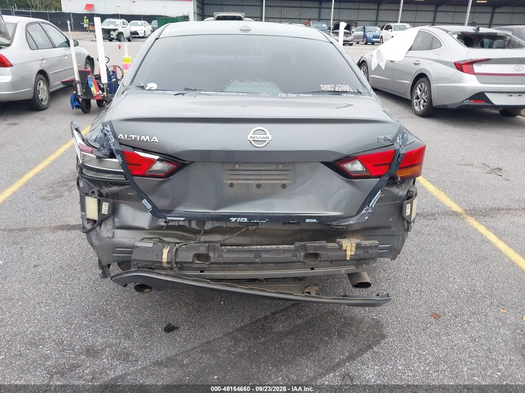 2020 Nissan Altima SR FWD photo 6