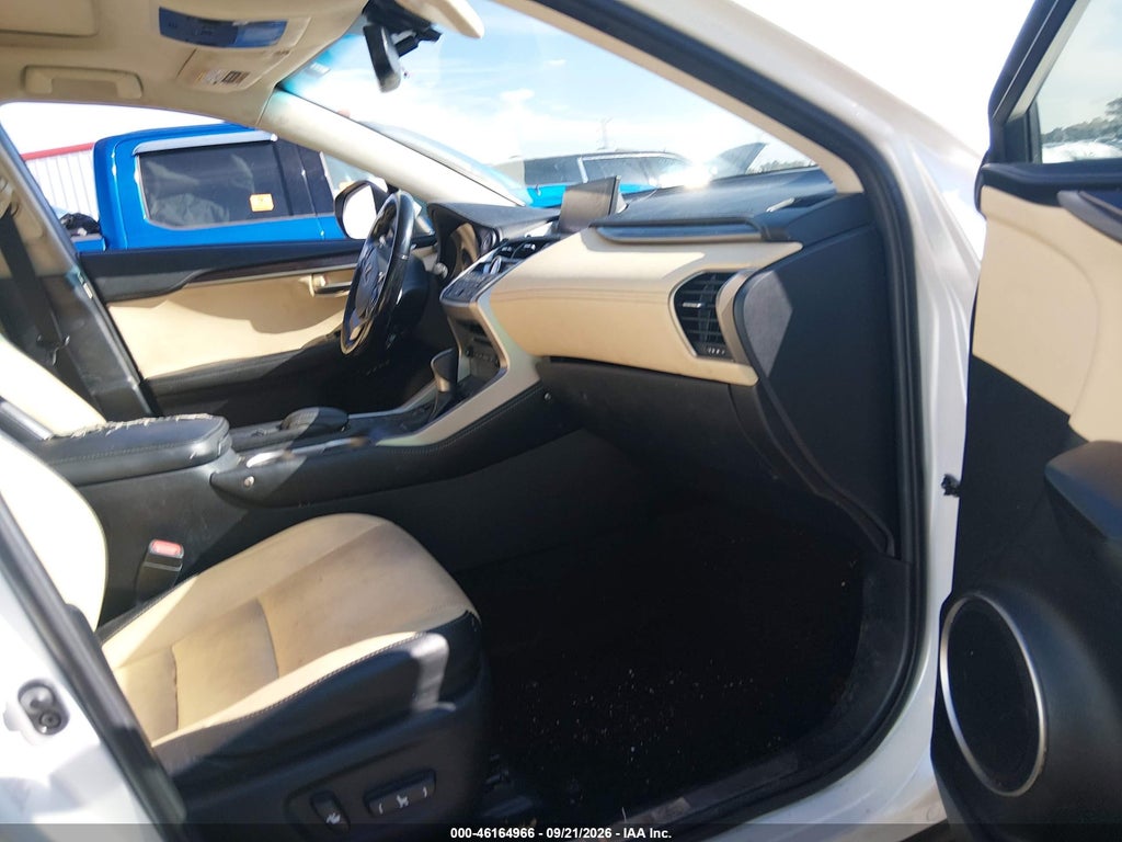 2016 Lexus NX 200T photo 5