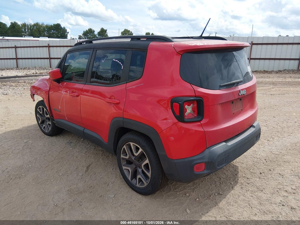 2015 Jeep Renegade Latitude photo 3