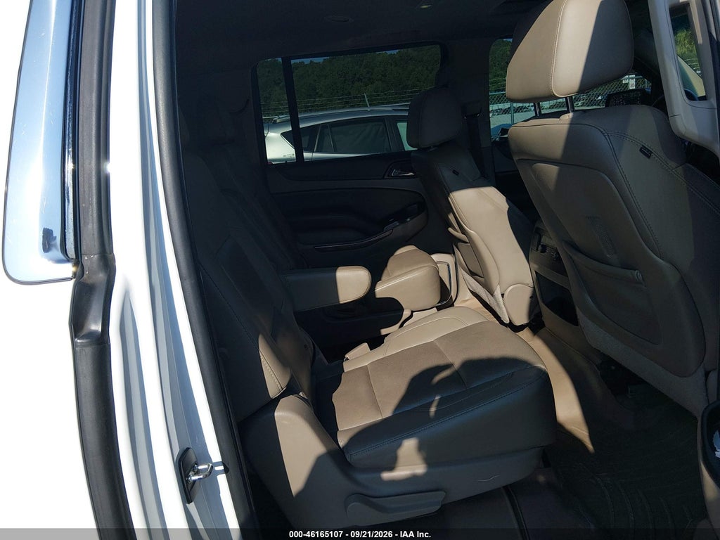 2015 Chevrolet Suburban 1500 LTZ photo 8