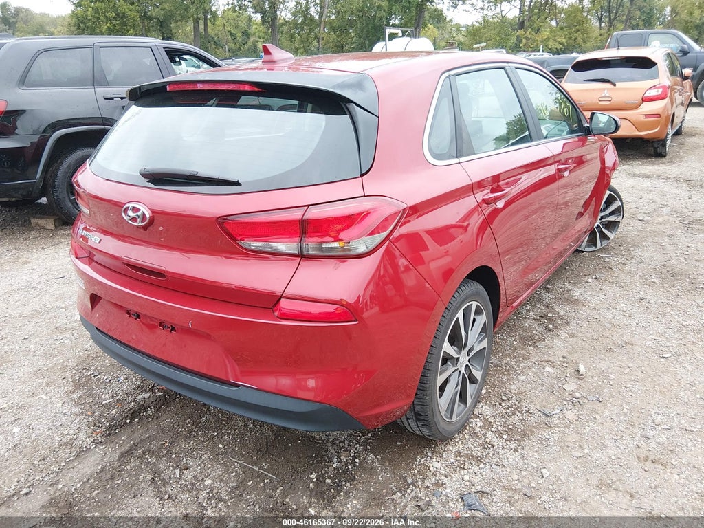 2020 Hyundai Elantra GT photo 4