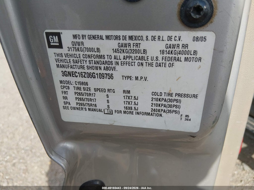 2006 Chevrolet Suburban 1500 Z71 photo 9