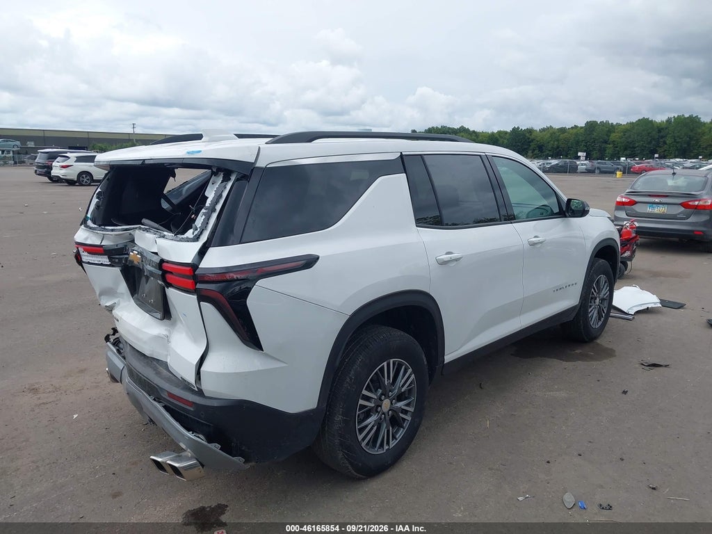 2026 Chevrolet Traverse AWD LT photo 4