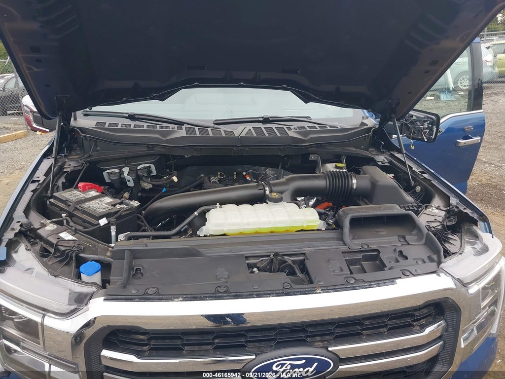 2025 Ford F-150 Lariat photo 10