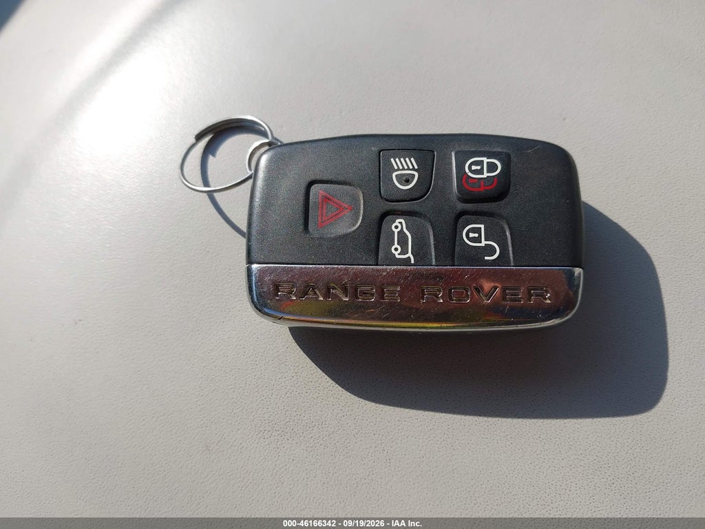 2015 Land Rover Range Rover 5.0L V8 Supercharged photo 11