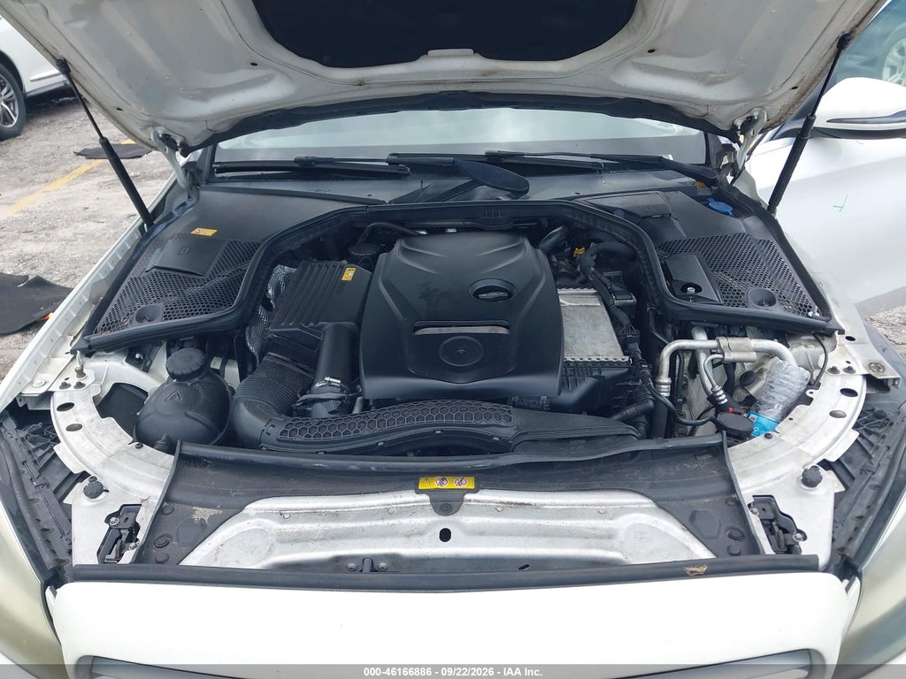 2016 Mercedes-Benz C 300 photo 10
