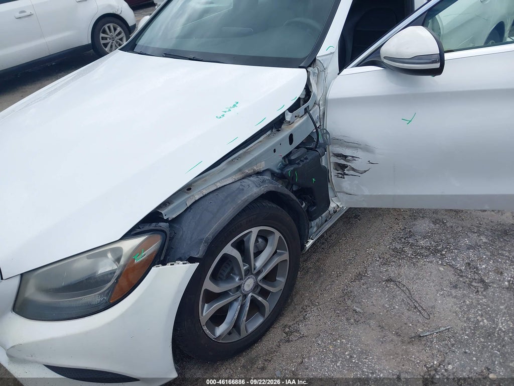 2016 Mercedes-Benz C 300 photo 6