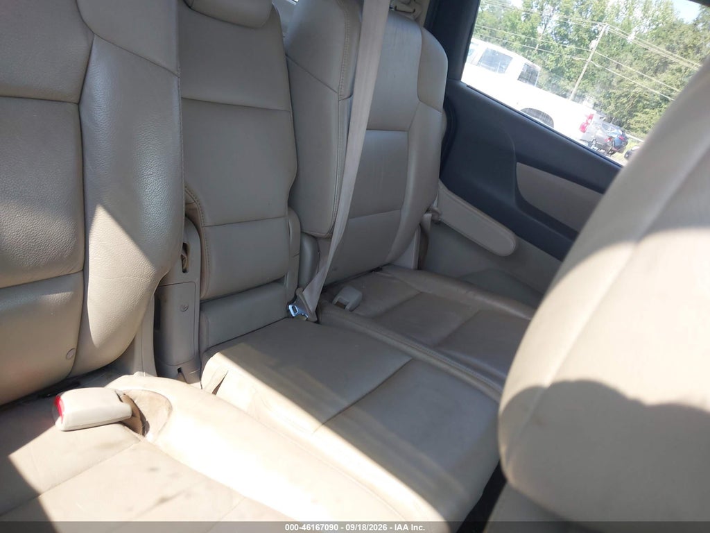 2011 Honda Odyssey EX-L photo 8