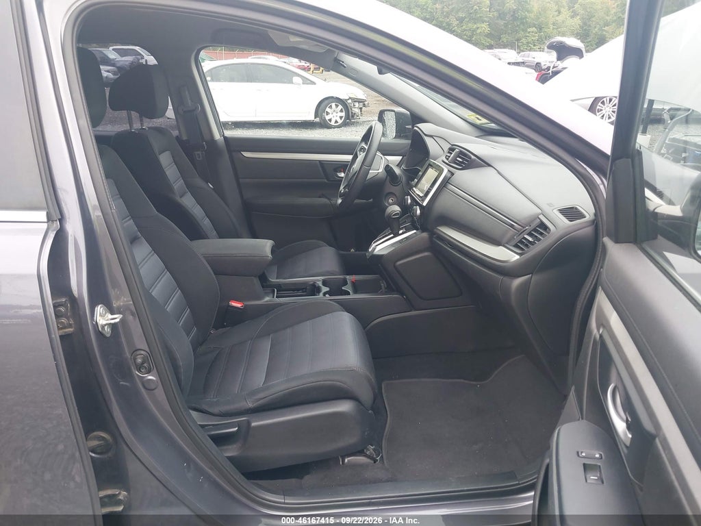 2019 Honda CR-V LX photo 5