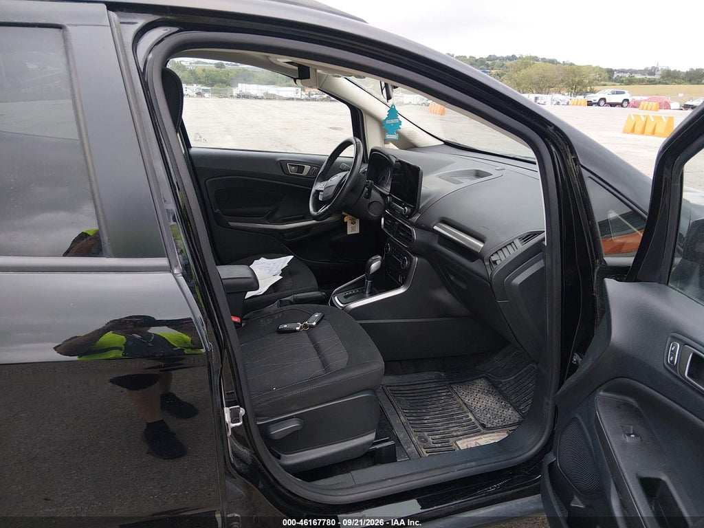 2020 Ford Ecosport SE photo 5