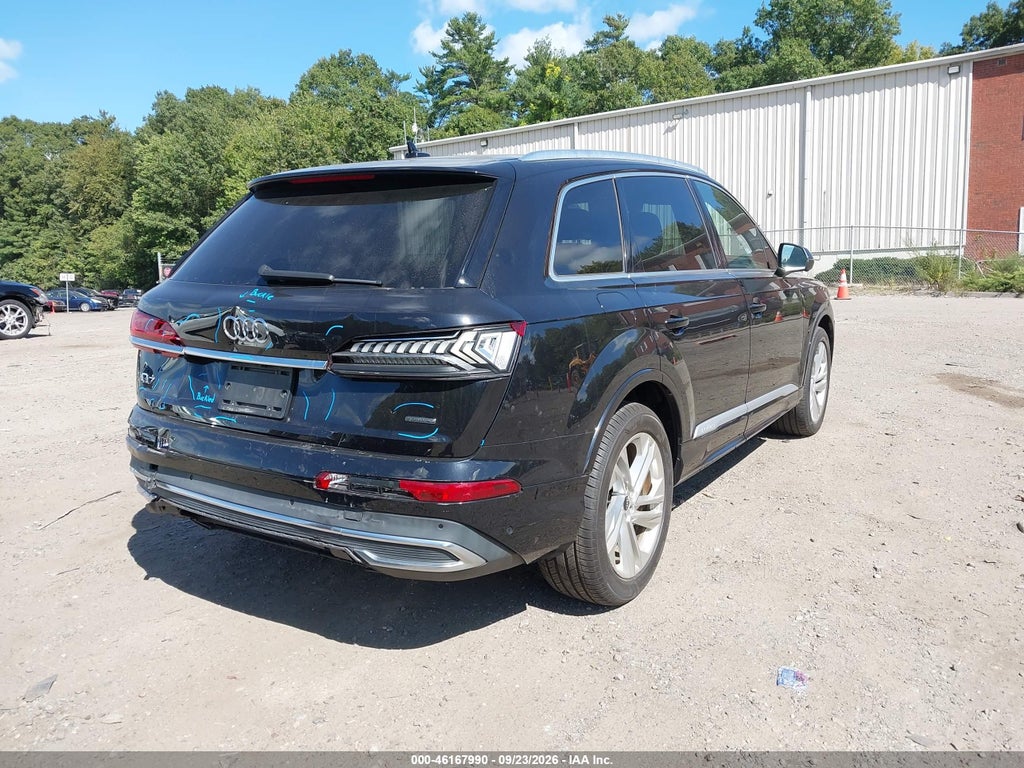 2021 Audi Q7 Premium photo 4