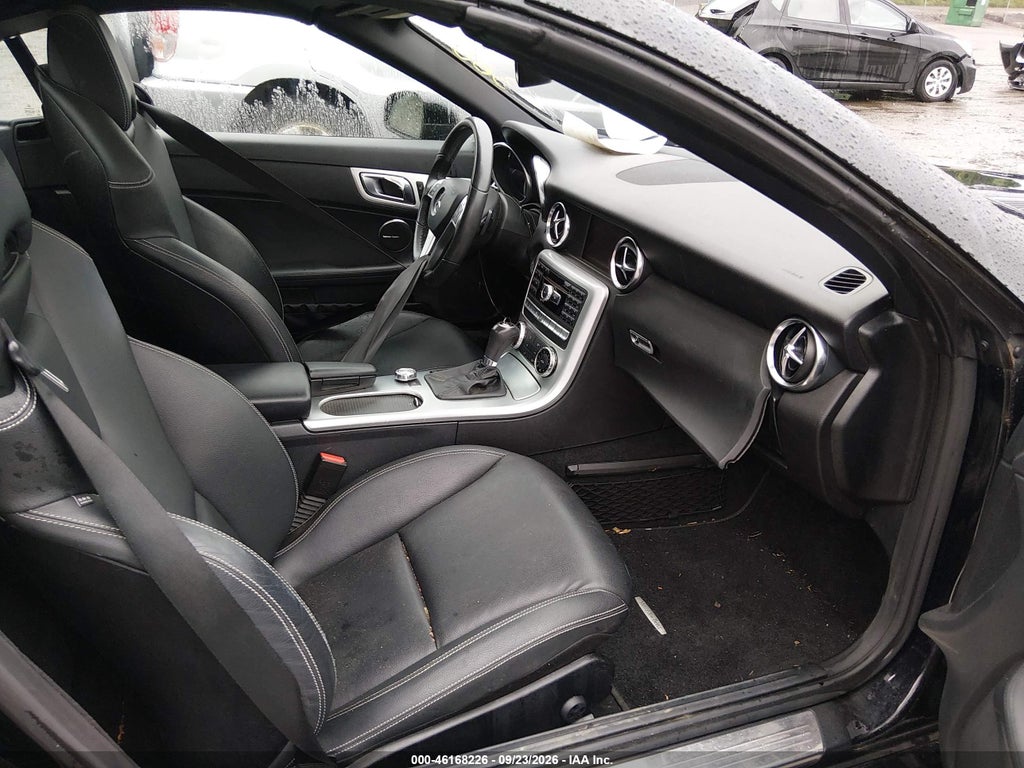 2014 Mercedes-Benz SLK 250 photo 5