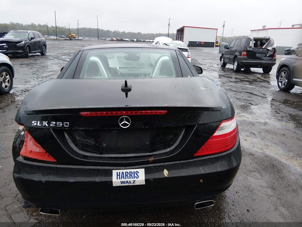 2014 Mercedes-Benz SLK 250 photo 8