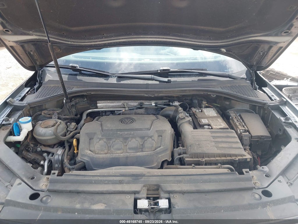 2021 Volkswagen Tiguan S photo 10