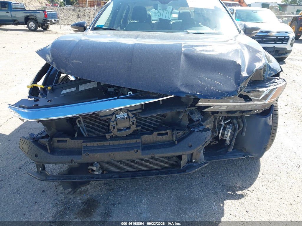 2020 Volkswagen Passat 2.0T R-Line photo 6