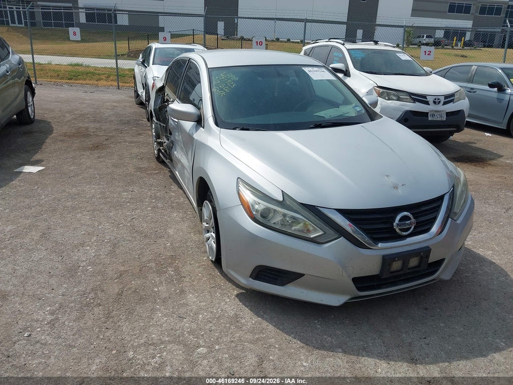 2016 Nissan Altima 2.5 S photo 1