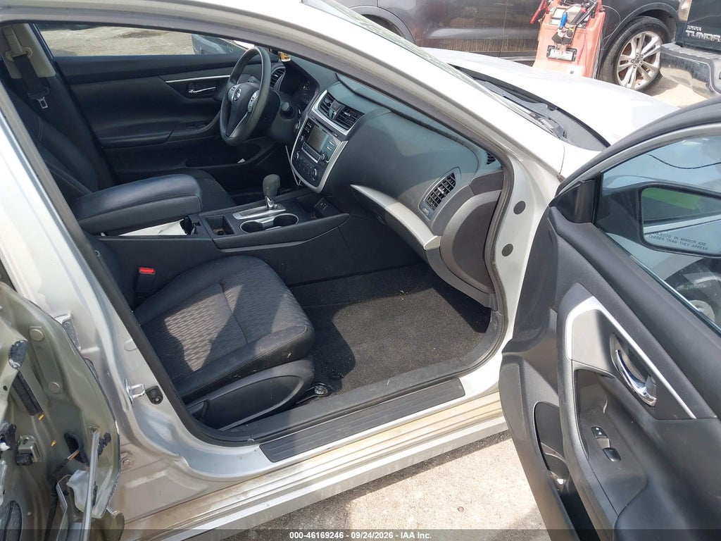 2016 Nissan Altima 2.5 S photo 5