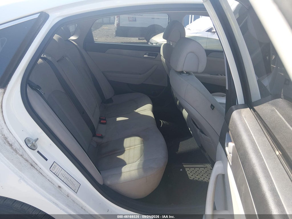 2015 Hyundai Sonata SE photo 8