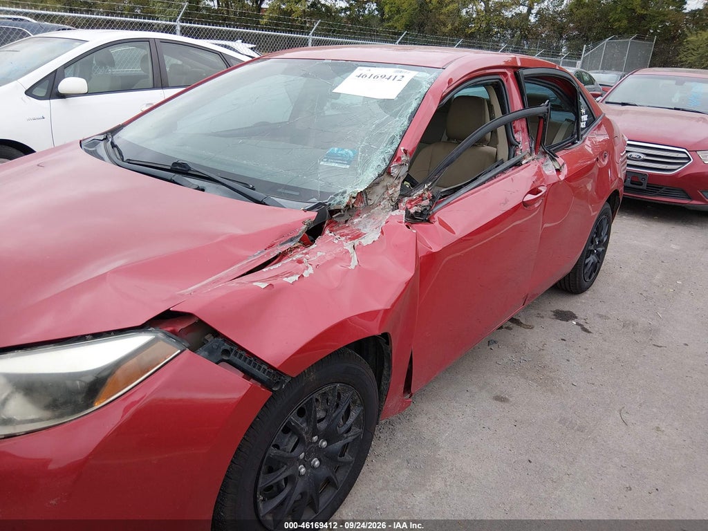 2016 Toyota Corolla LE photo 6
