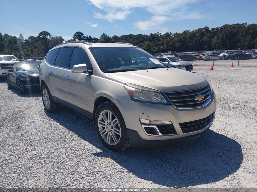 2015 Chevrolet Traverse 1LT photo 1