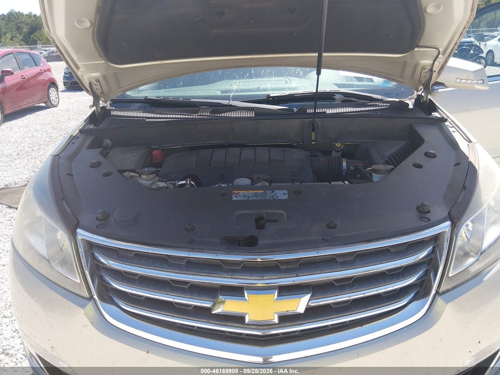 2015 Chevrolet Traverse 1LT photo 10