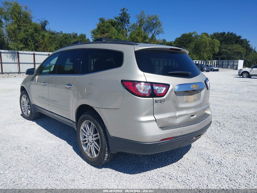 2015 Chevrolet Traverse 1LT photo 3