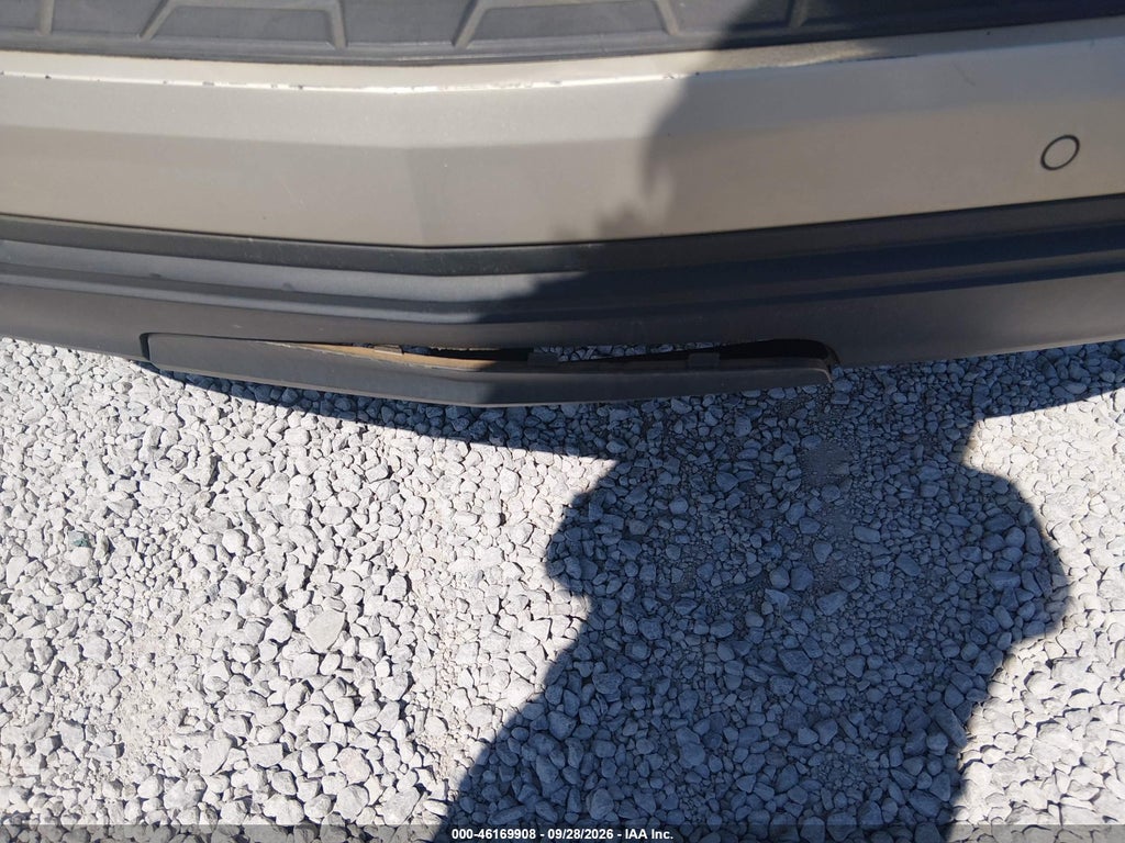 2015 Chevrolet Traverse 1LT photo 6