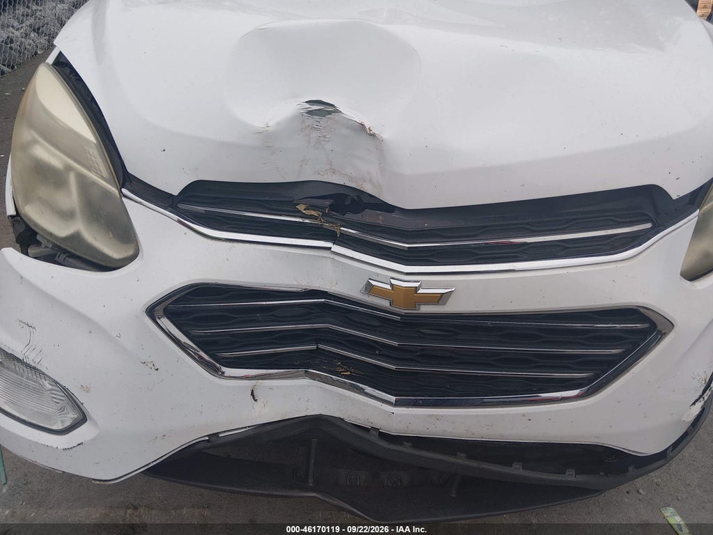 2017 Chevrolet Equinox LT photo 6