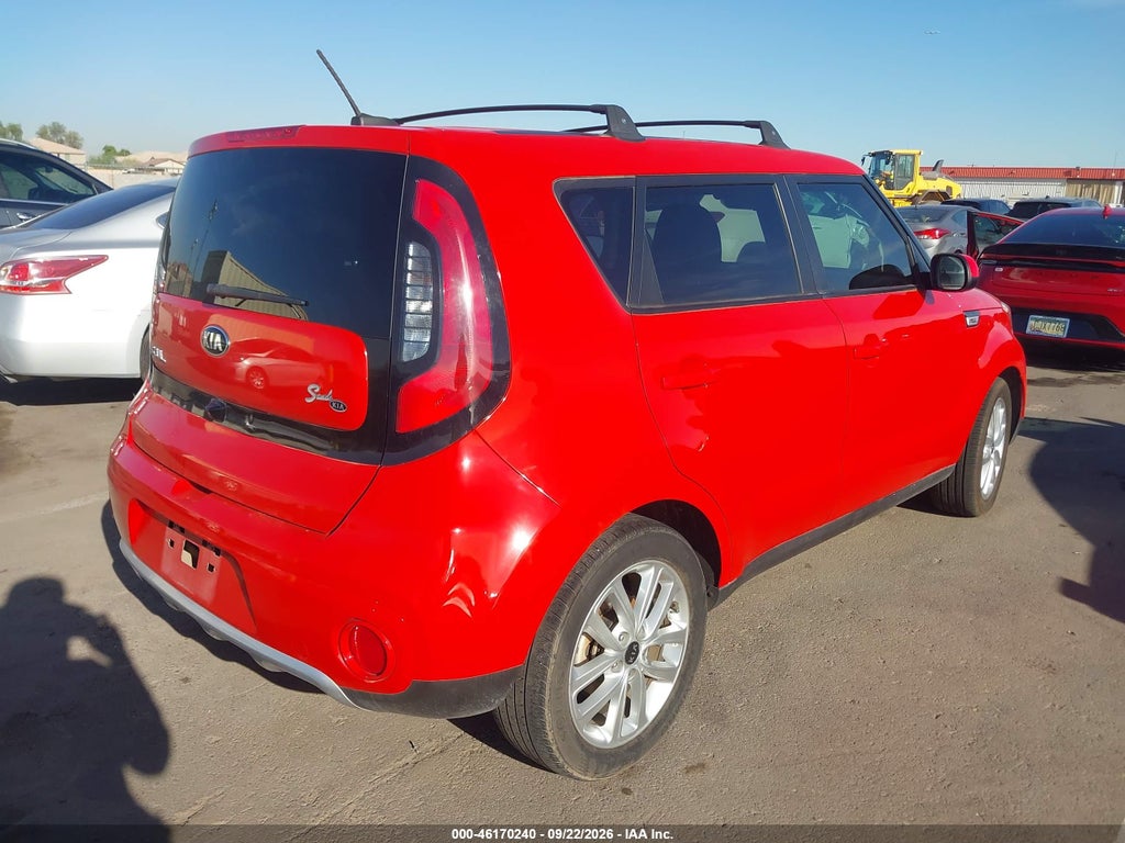 2017 Kia Soul + photo 4