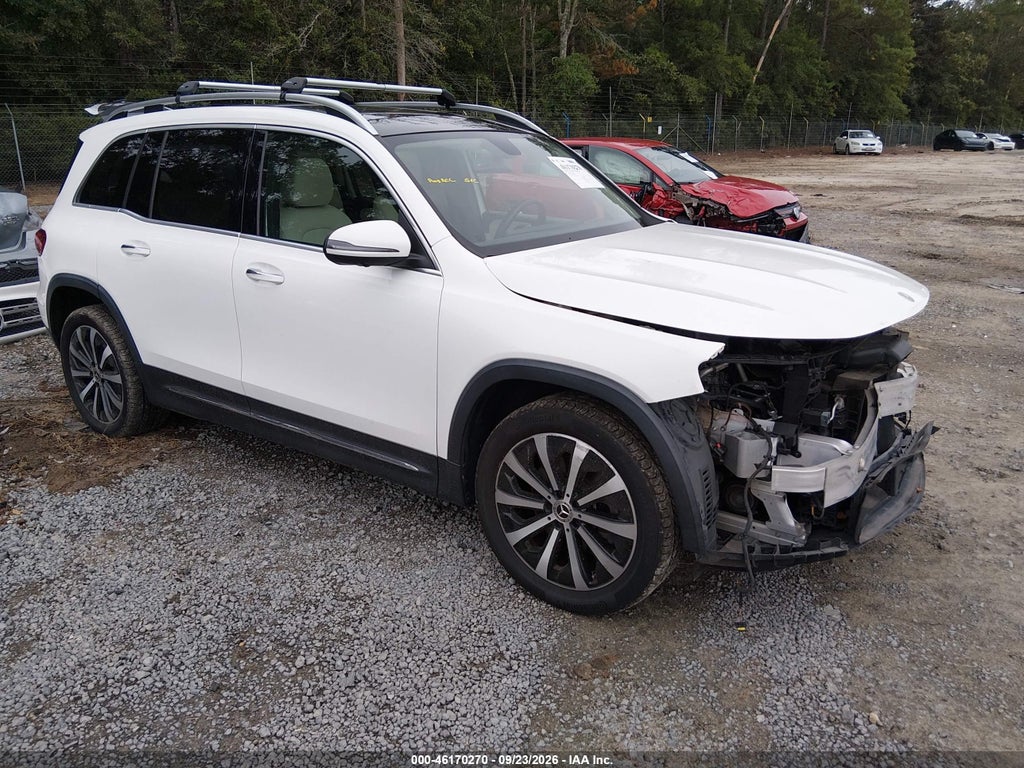 2021 Mercedes-Benz GLB 250 photo 1