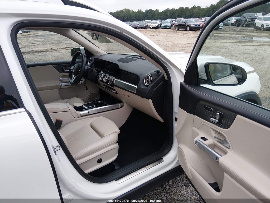 2021 Mercedes-Benz GLB 250 photo 5