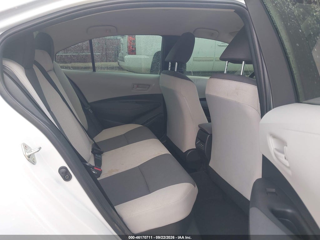 2025 Toyota Corolla Hybrid LE photo 8