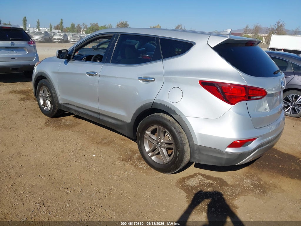 2017 Hyundai Santa FE Sport 2.4L photo 3