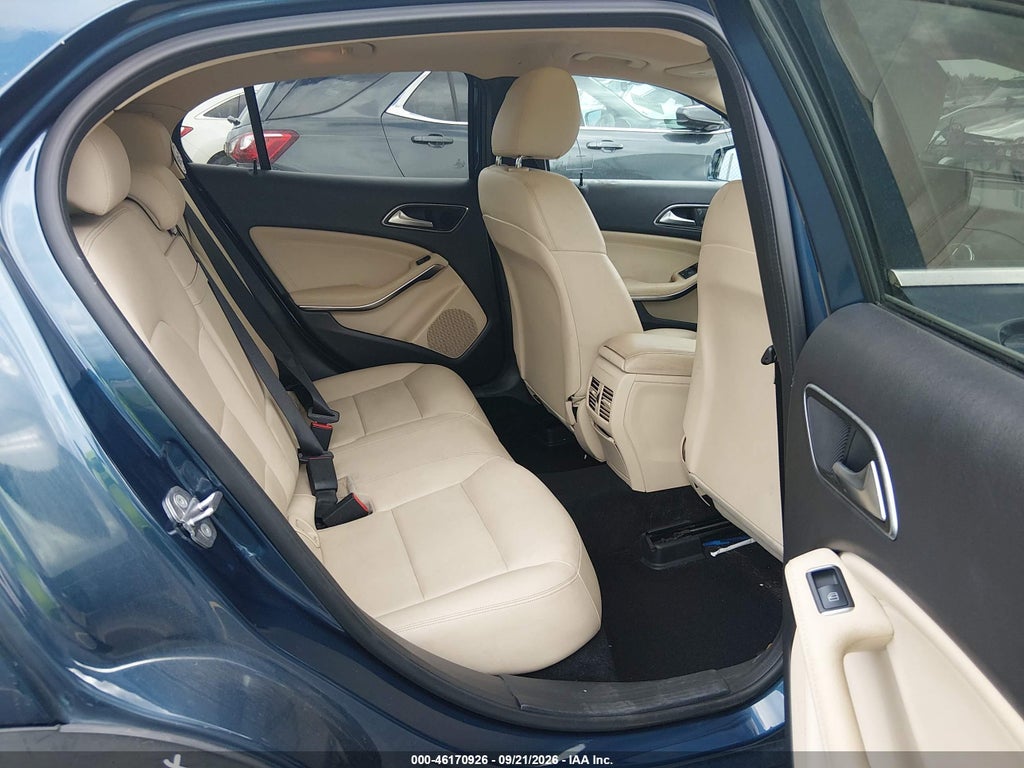 2019 Mercedes-Benz GLA 250 photo 8