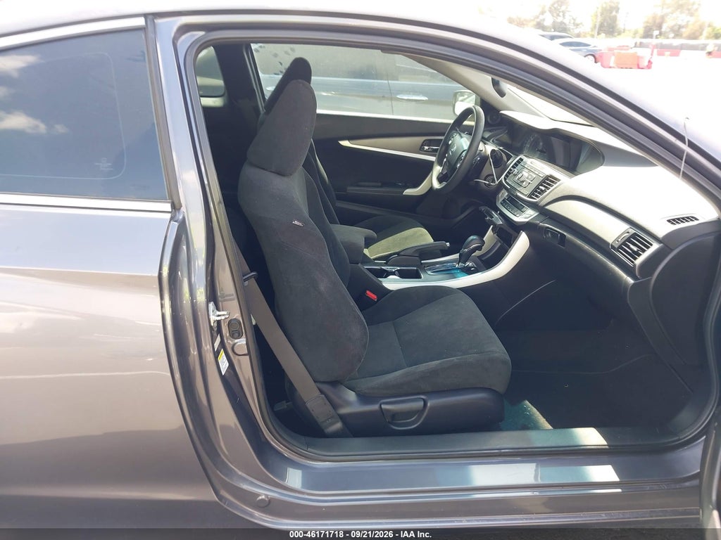 2013 Honda Accord LX-S photo 5