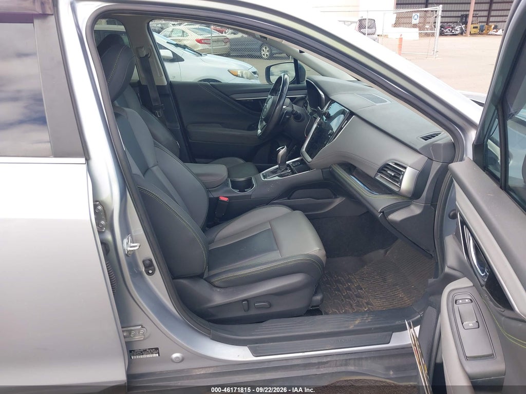 2021 Subaru Outback Onyx Edition XT photo 5