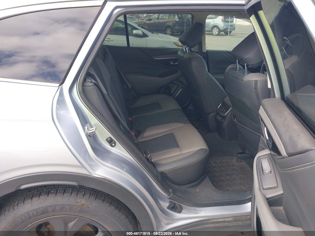 2021 Subaru Outback Onyx Edition XT photo 8