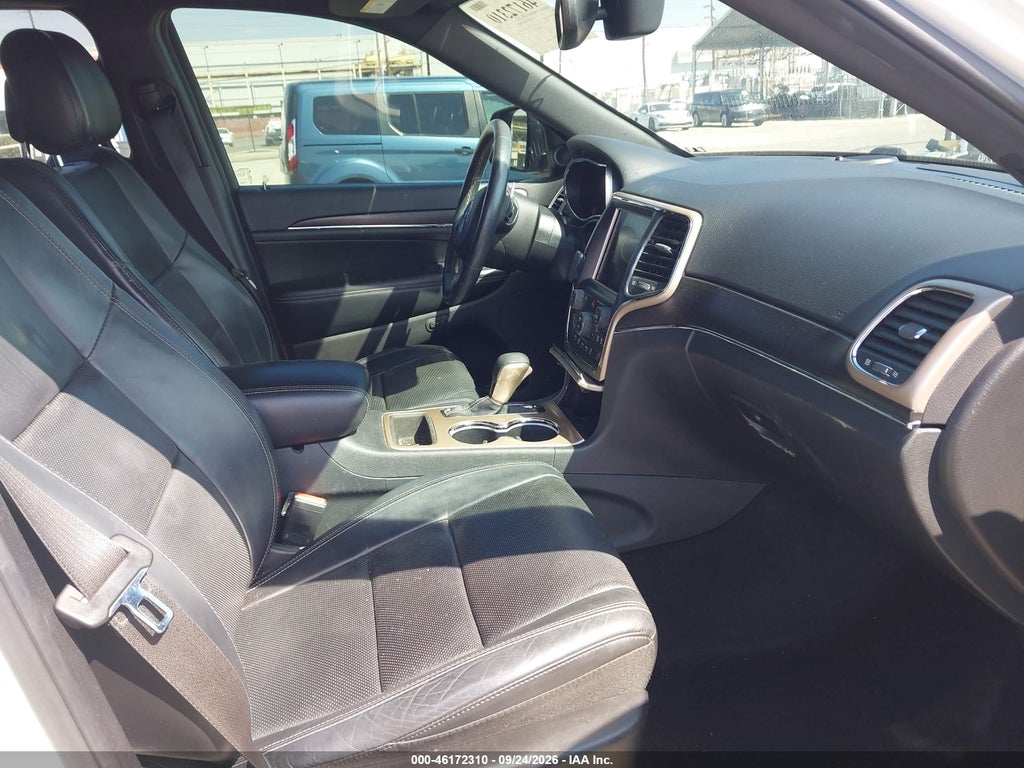2017 Jeep Grand Cherokee Limited 4X2 photo 5