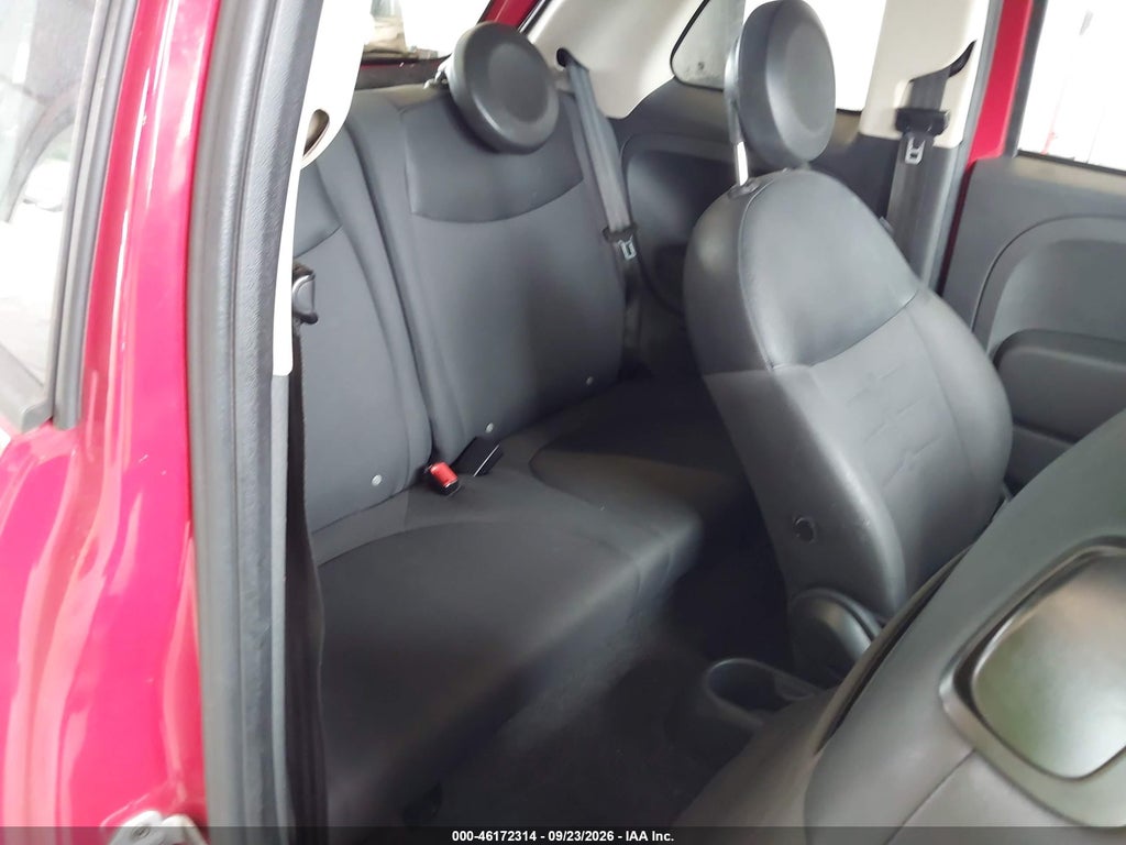 2015 Fiat 500 POP photo 8