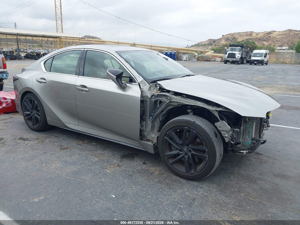 LEXUS IS 300 2021
