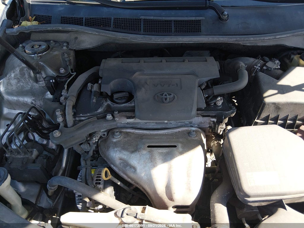 2015 Toyota Camry SE photo 10