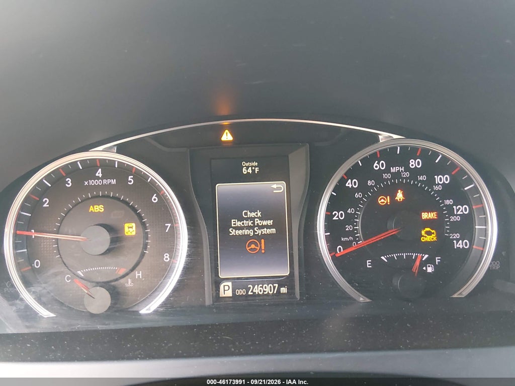 2015 Toyota Camry SE photo 7