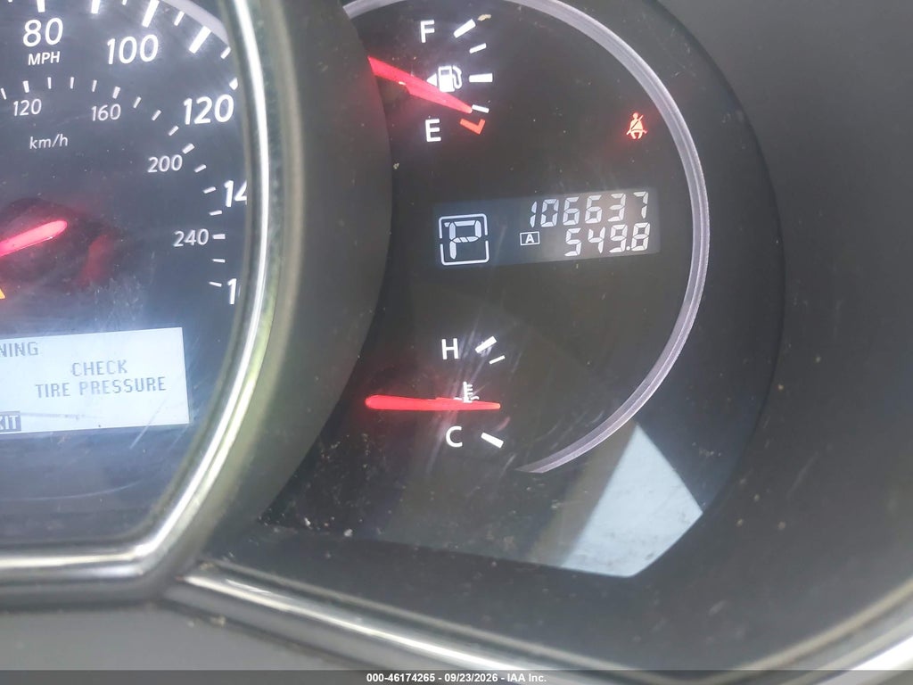 2011 Nissan Murano SV photo 7
