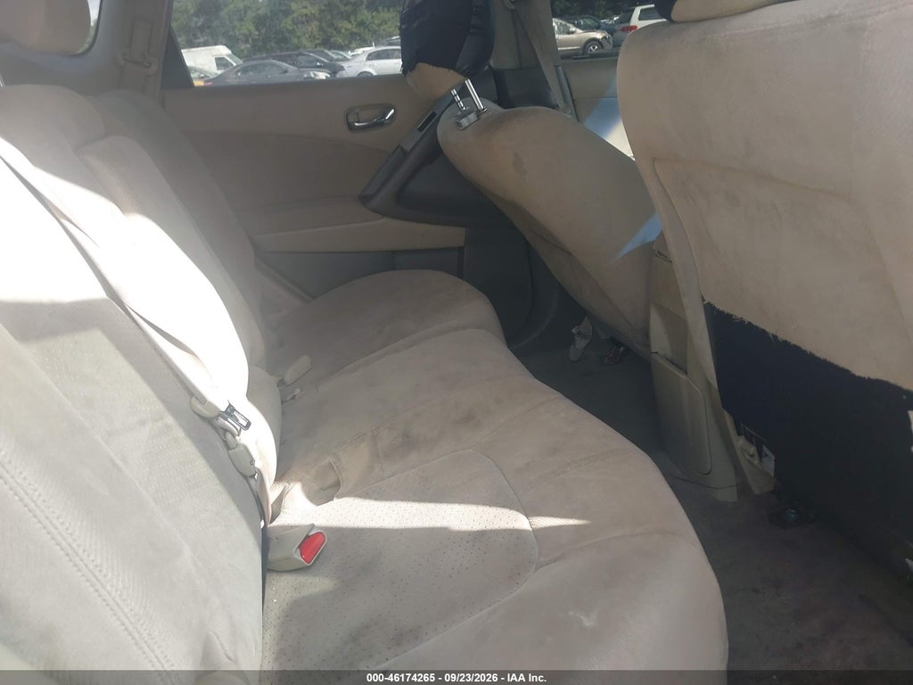 2011 Nissan Murano SV photo 8