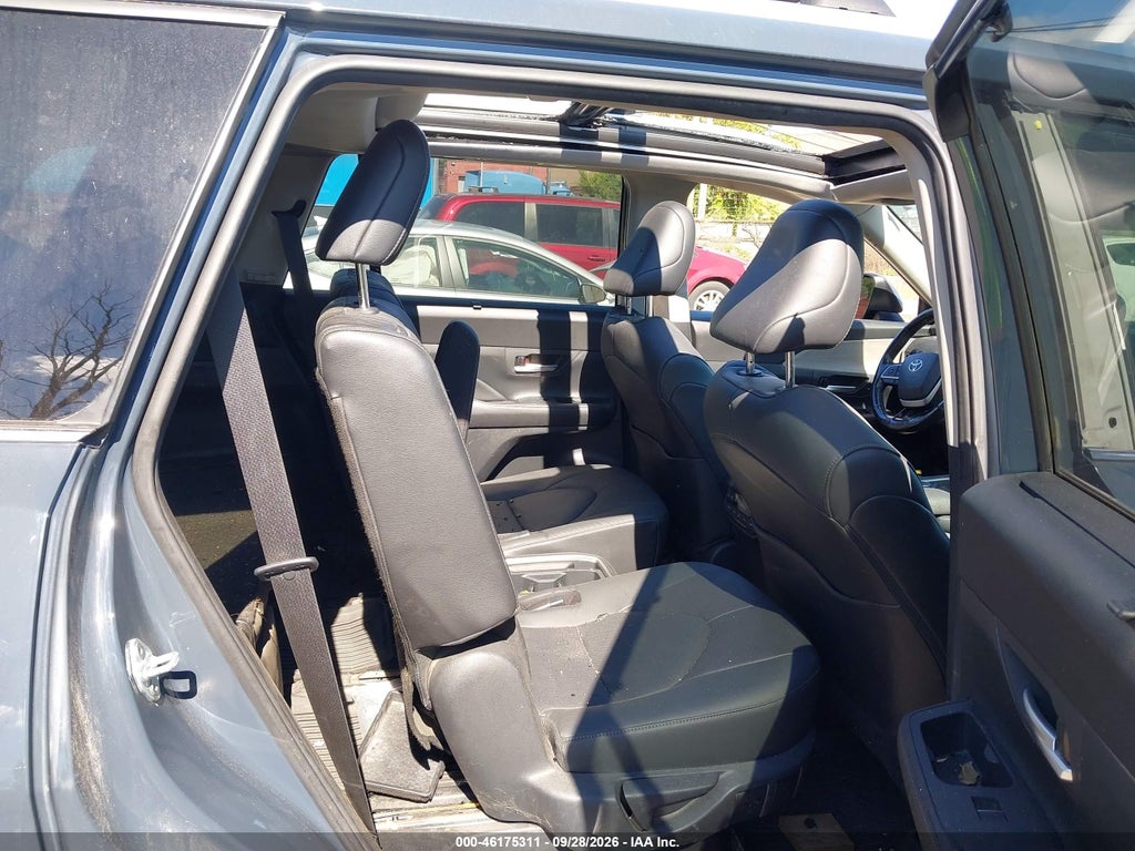 2024 Toyota Grand Highlander Platinum photo 8
