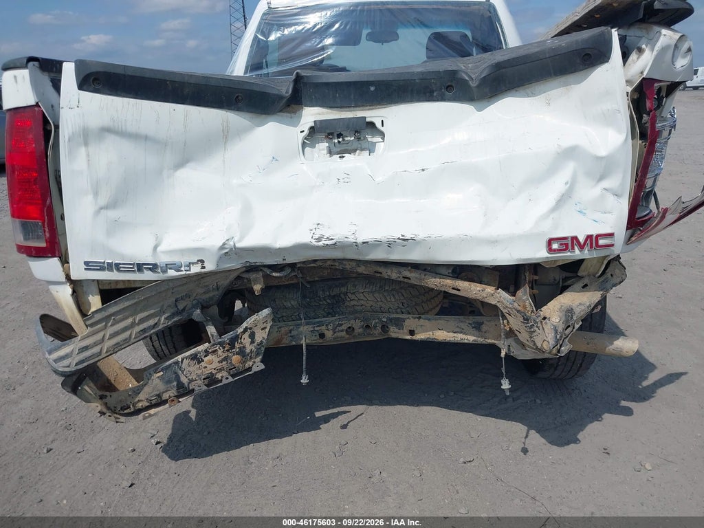 2009 GMC Sierra 1500 Work Truck photo 6